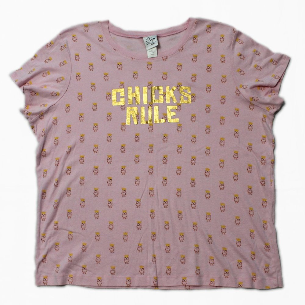 1X 'Chicks Rule' Fashion Bug Pink & Gold Tee